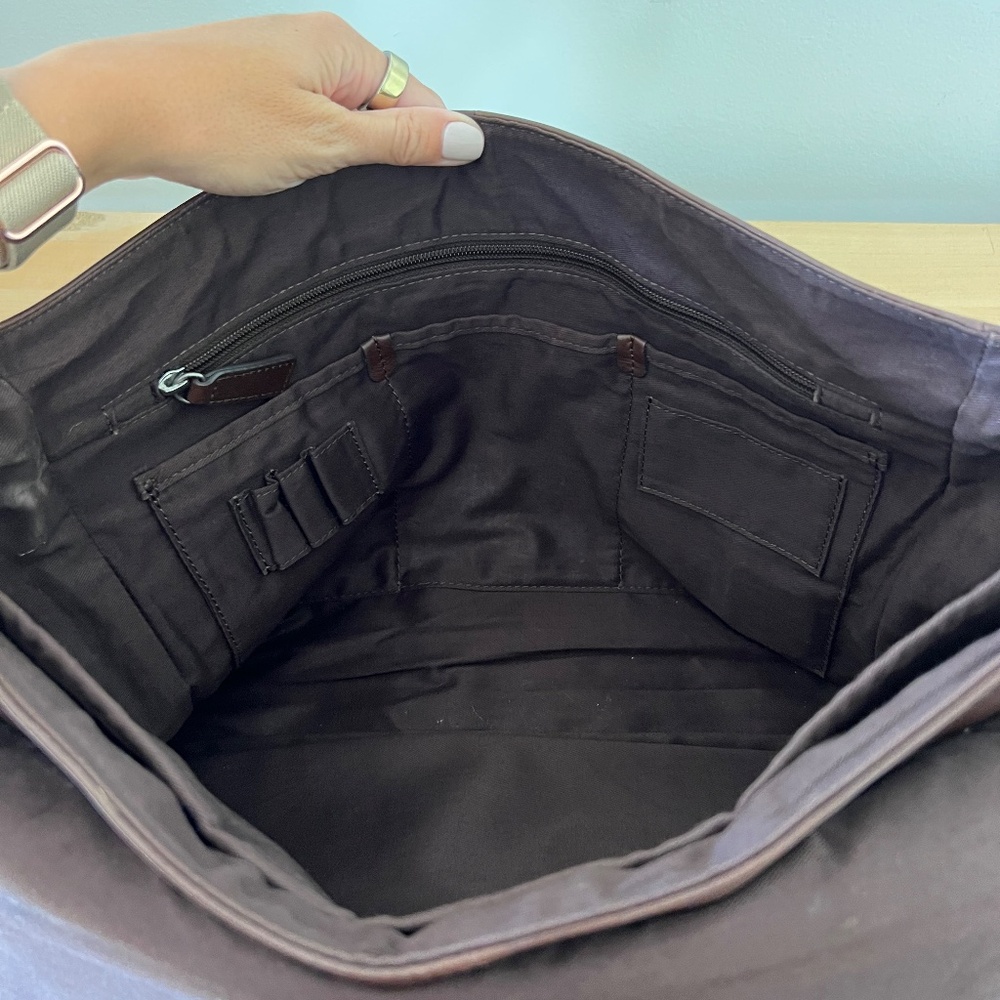 Vintage fossil leather messenger bag - Picture 7 of 12